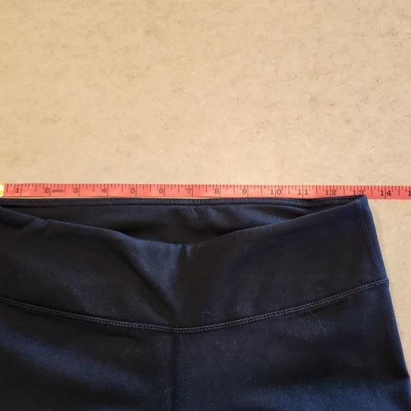 NWOT Fabletics Leggings - Picture 8 of 15